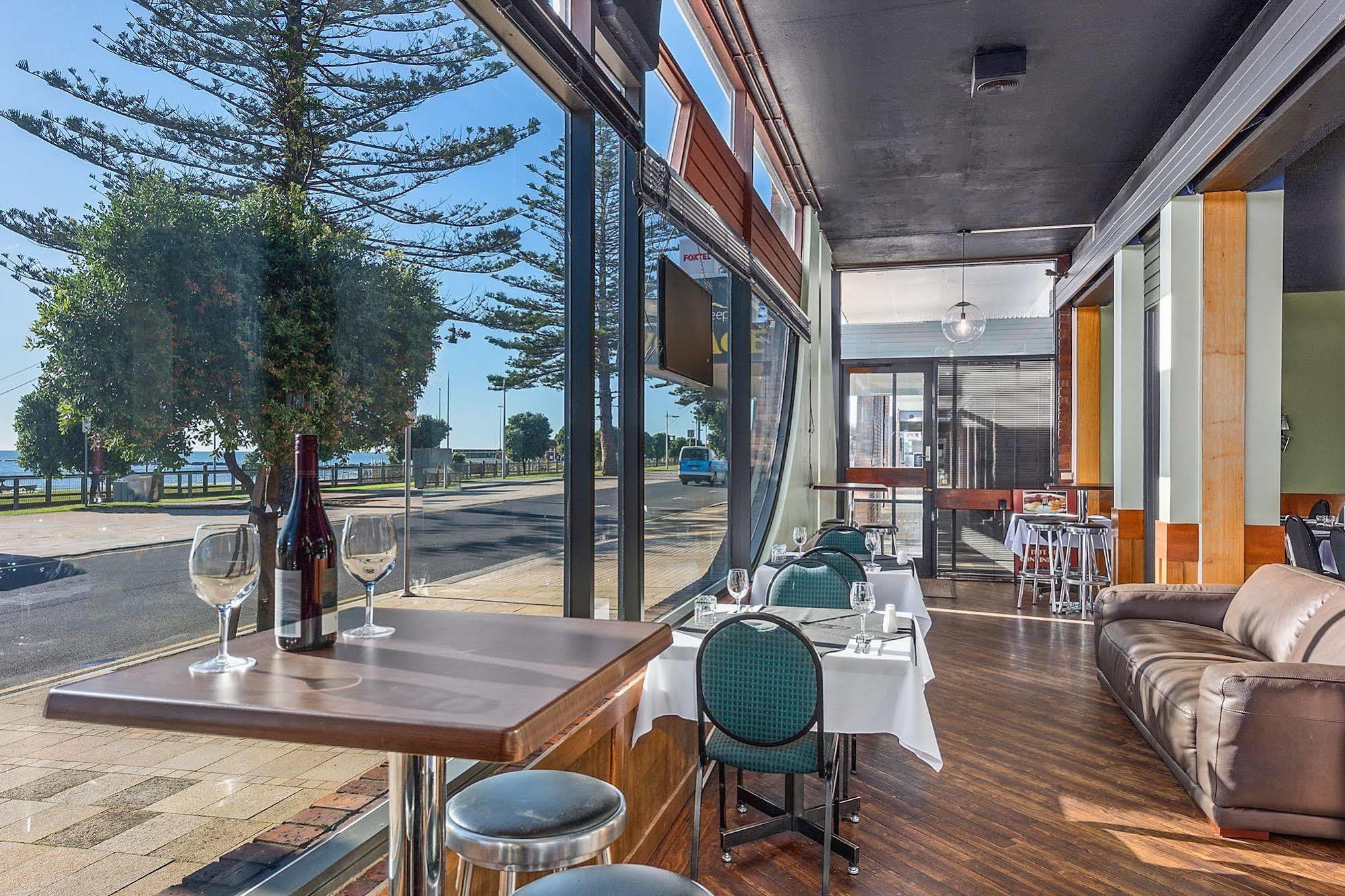 Beachfront Voyager Motor Inn Burnie Eksteriør bilde
